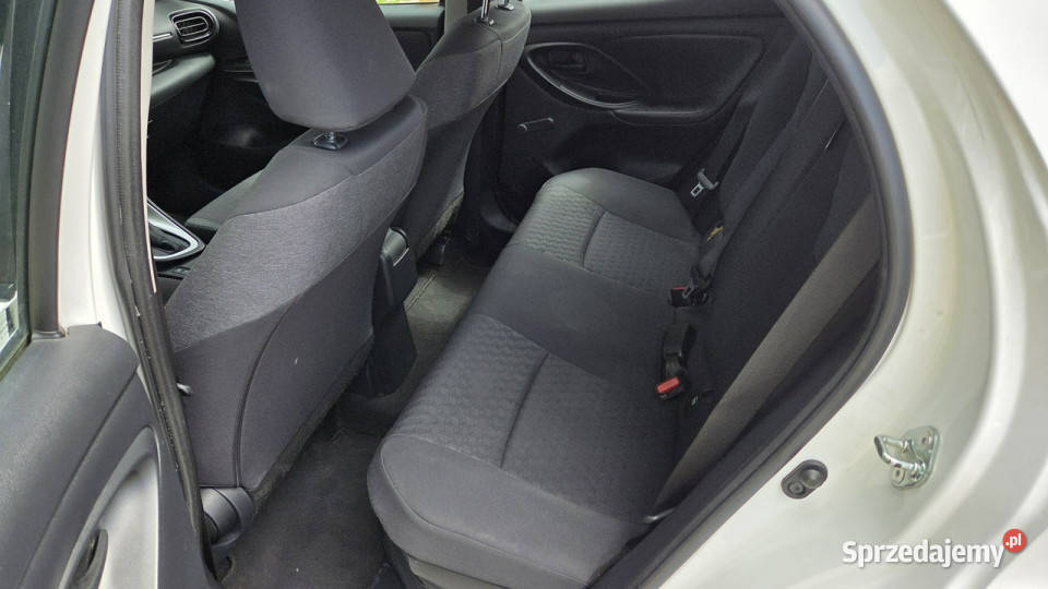 Toyota Yaris 15HSD 125 Salon Bezwypadkowy Otwock Mały