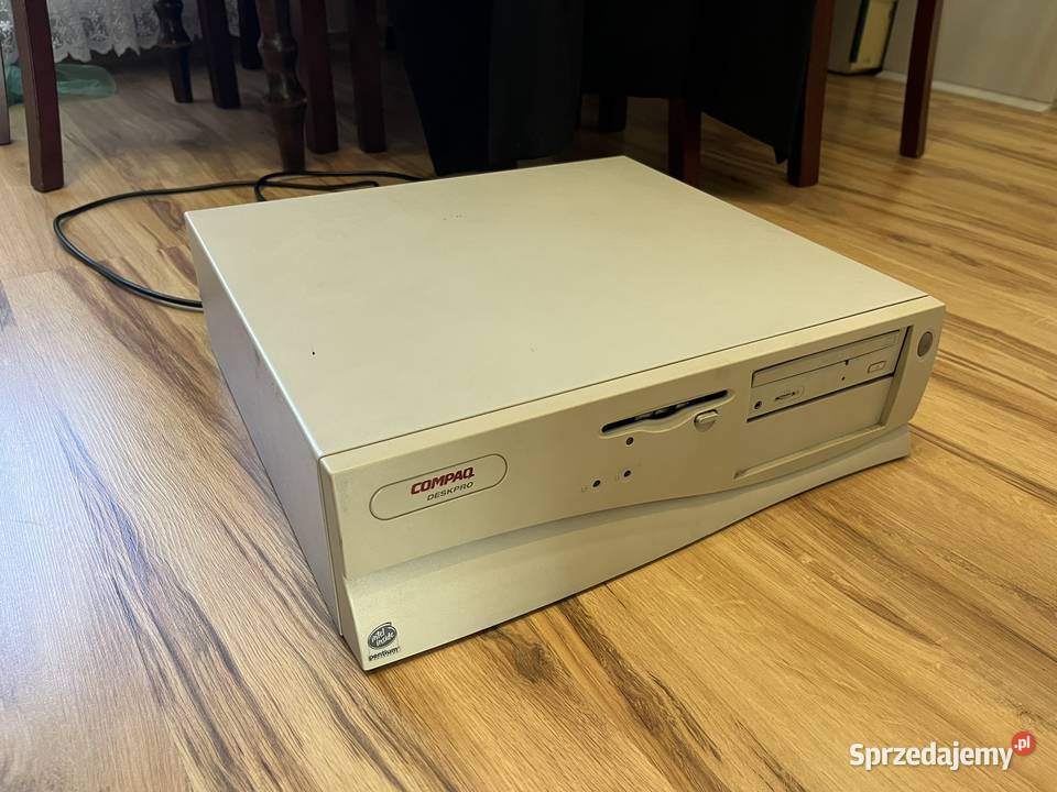 Zabytkowy komputer PC Compaq Deskpro 2000 5120 Brzana
