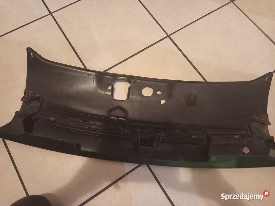 listwa pod reflektory do Renault Clio I