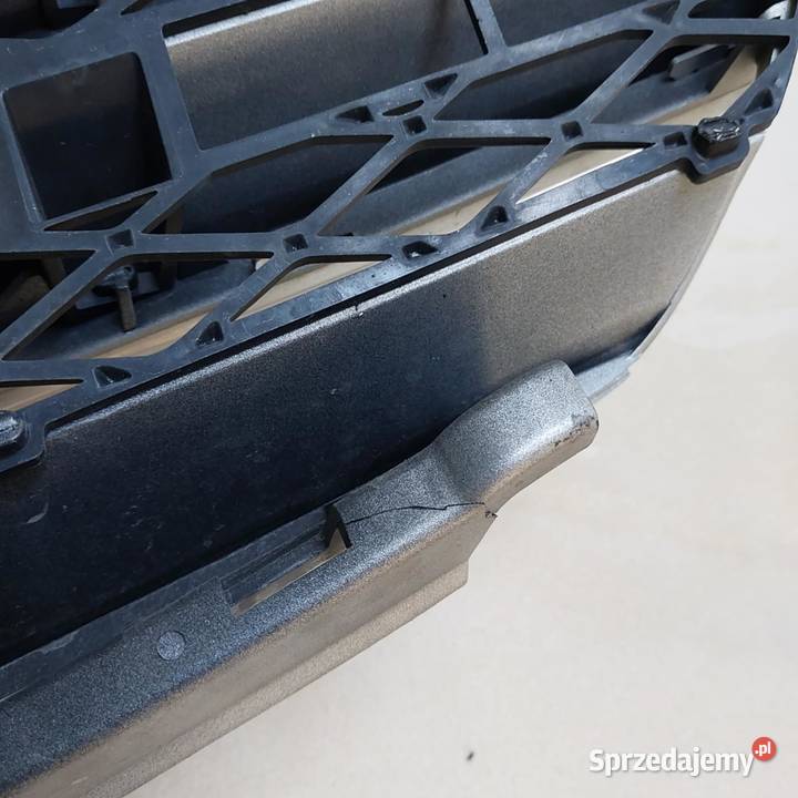 Grill Mercedes W216 CL500 A2168800083 Żyrzyn sprzedam