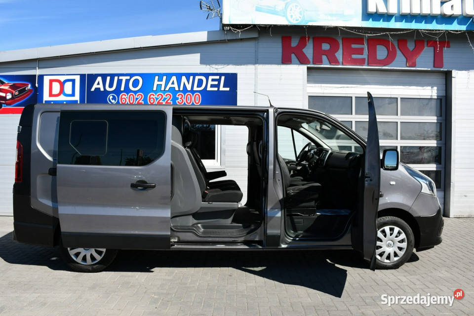 Renault Trafic 16 dCi LONG 2xBoczne drzwi 5osób nieuszkodzony Hrubieszów sprzedam