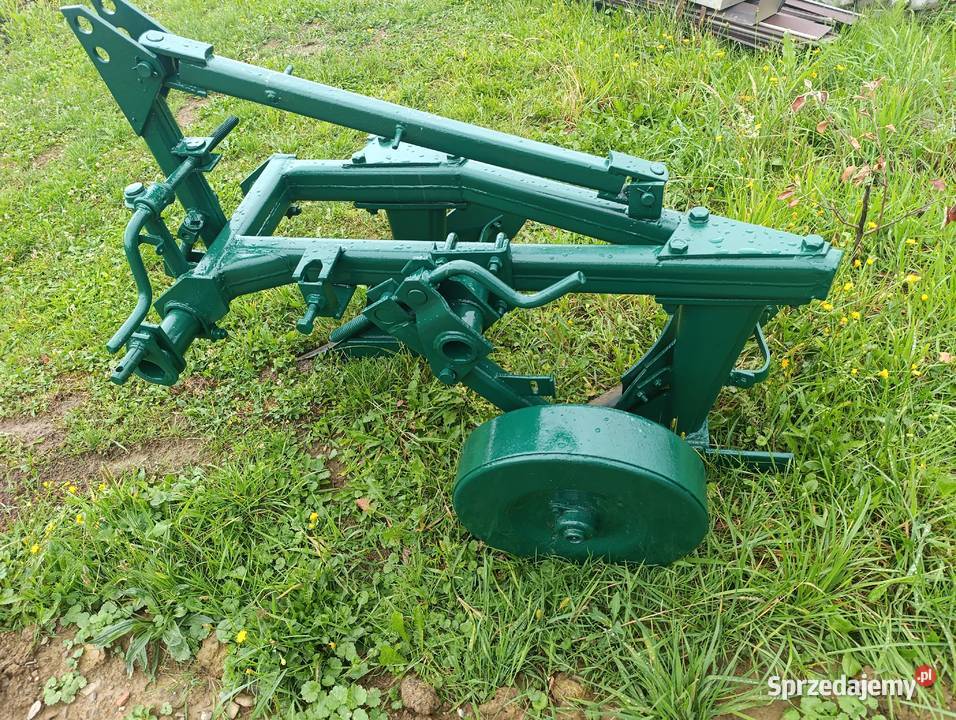 Pług 2 skibowy 35 odnowiony nieuszkodzony Pozostałe Biecz