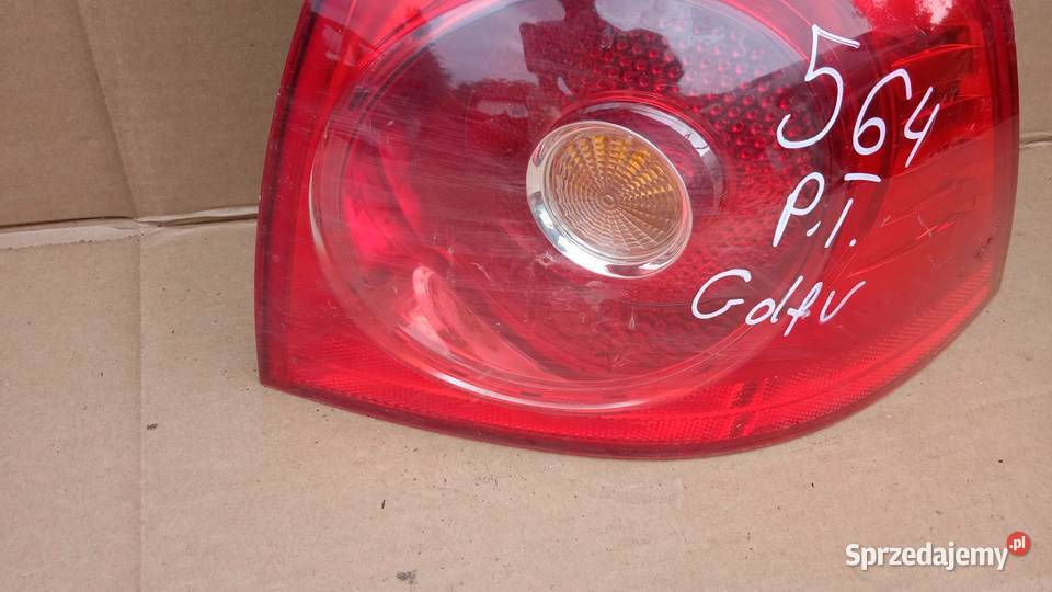 VW GOLF V HB LAMPA TYŁ PRAWA Zbierkowo