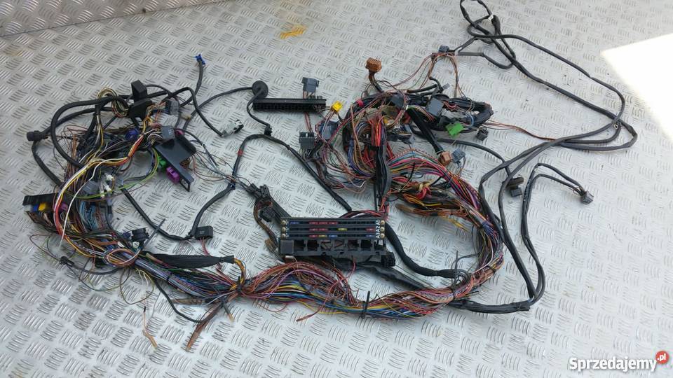 INSTALACJA KABINY MERCEDES ATEGO POD PODUSZKI ciężarowe opolskie Rzędowice