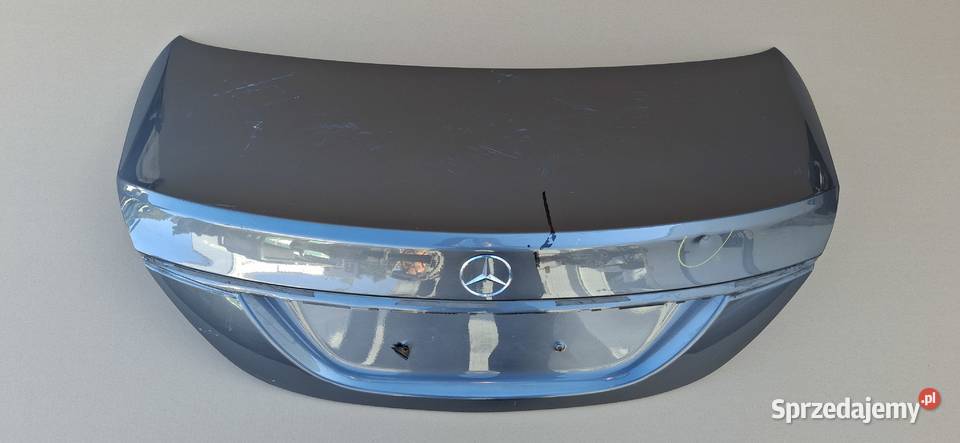 MERCEDES CKLASA W205 SEDAN KLAPA BAGAŻNIKA Bieleń