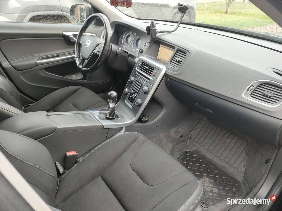 Volvo V60 prywatne hak doinwestowane 296000km Białystok