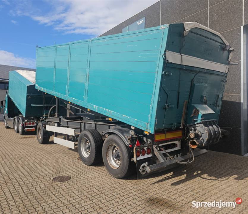 Wywrotka do sruty paszy do zboza z wydmuchem z Motoryzacja Warszawa