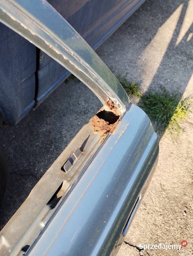 Mercedes W116 SEL długa wersja drzwi tylne prawe Ostrów Wielkopolski