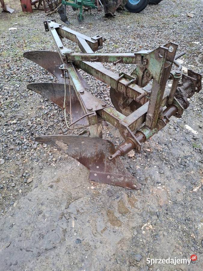 Pług 3 Grudziądz nieuszkodzony Maszyny rolnicze sprzedam