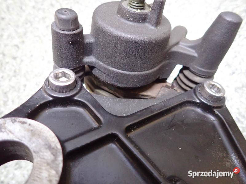 ZACISK HAMULCA HAMULCOWY TYŁ JARZMO KAWASAKI