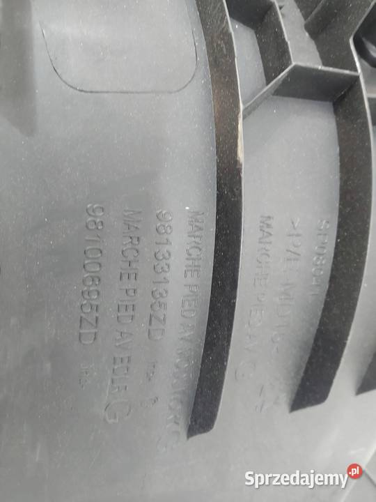 OSŁONA STOPIEŃ LEWY PRAWY PRZÓD KPL 98133135ZD