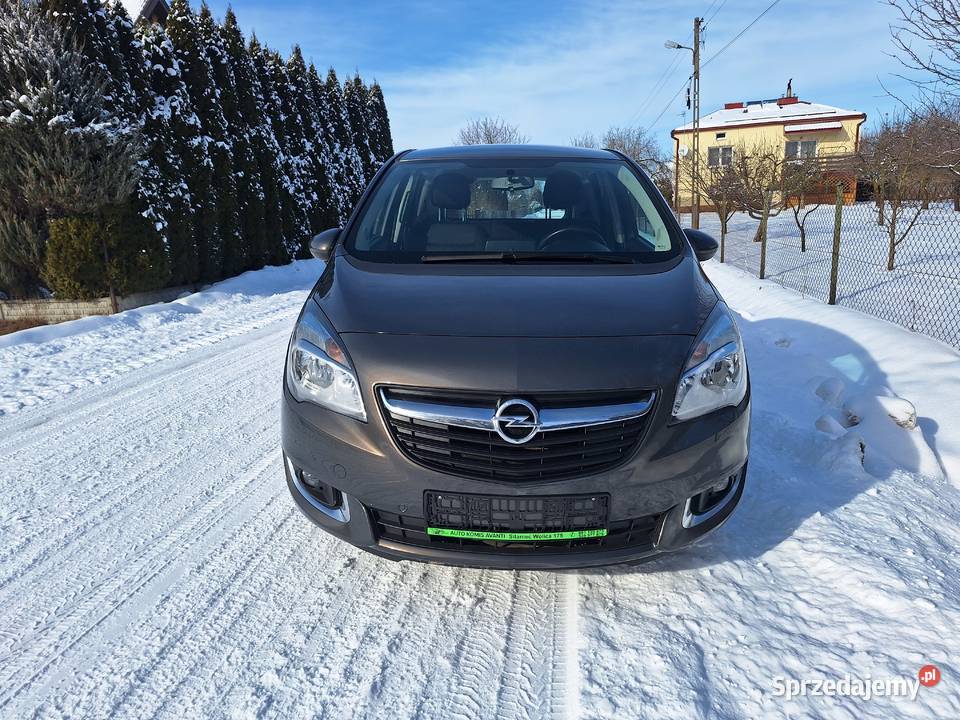 SPROWADZONYKAMERA COFANIAOPONY 4SEZONŁAŃCUCH Zamość