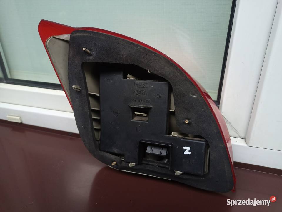 Ford Fiesta MK4 IV lampa tył tylna prawa wkład Sieradz