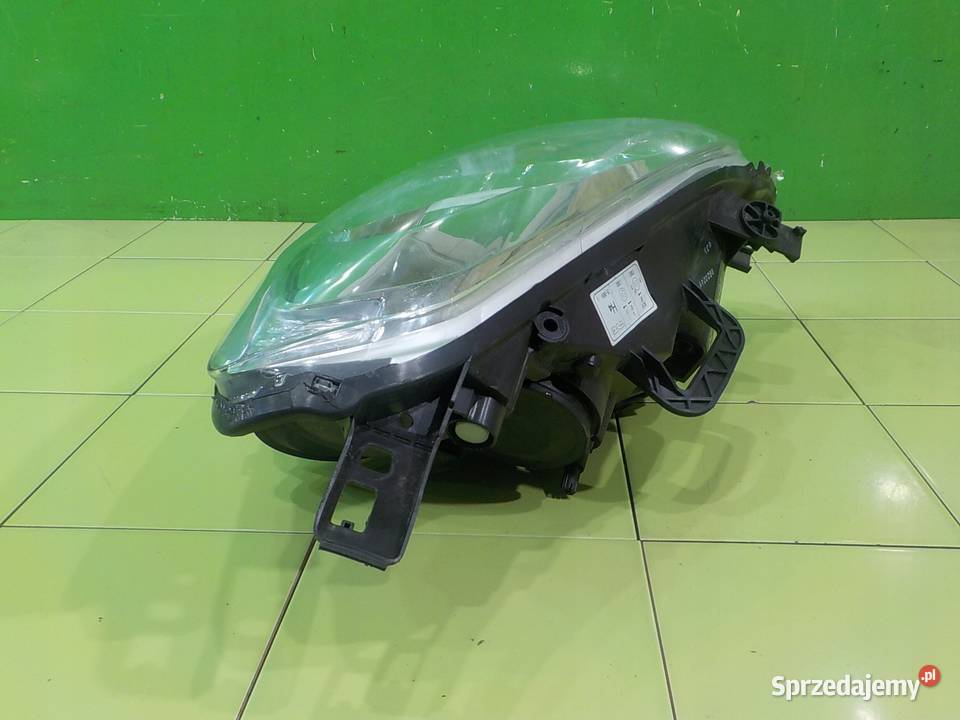 BERLINGO II III 16 HDI 10r lampa lewa przod Suków