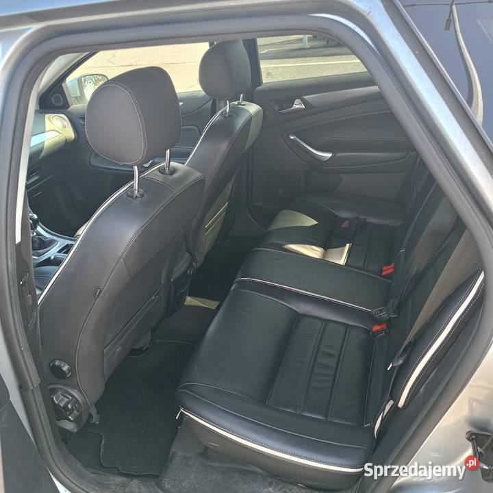 Ford Mondeo MK4 2 l TDCI 2011 wersja ghia 4/5 Łódź