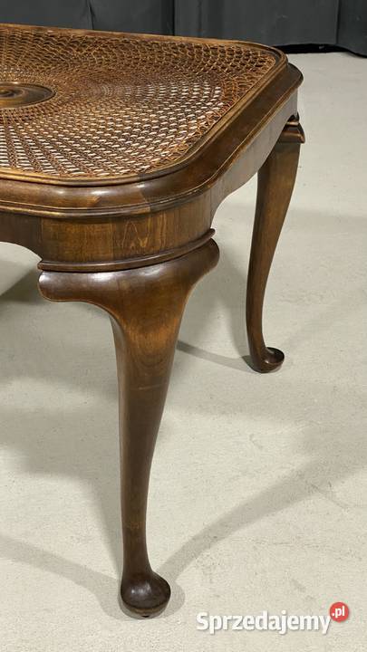 Stolik kawowy ludwikowski z rafią orzech Gryfice