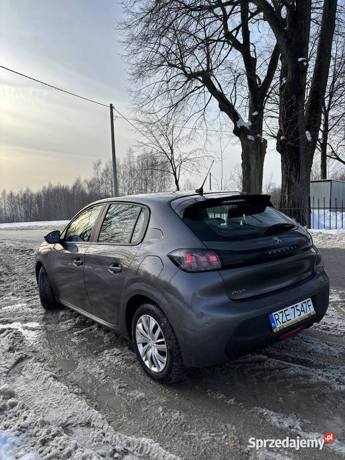 Peugeot 208 2023 12 benzyna Rzeszów sprzedam