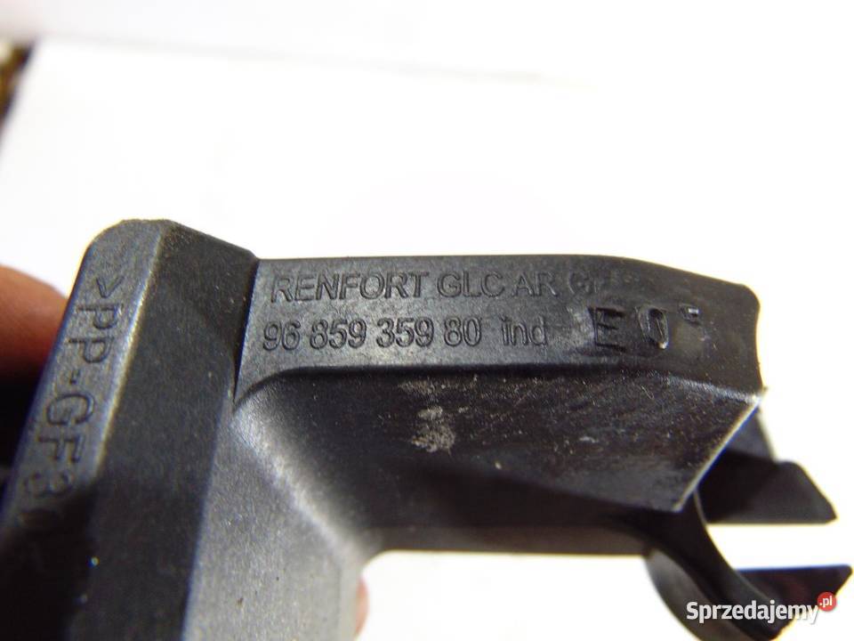 ŚLIZG ZDERZAKA LEWY TYŁ 3008 I LIFT 9685935980