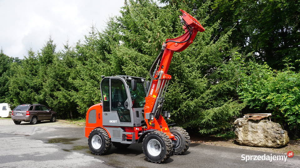 Ładowarka teleskopowa KMM 810BT Yanmar