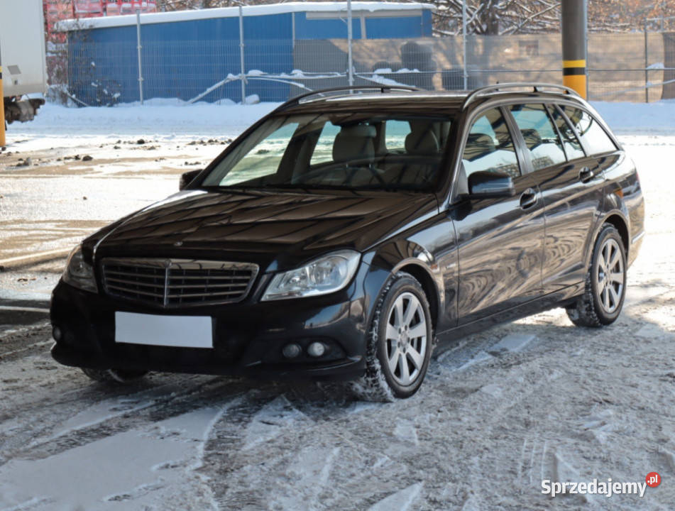 Mercedes C C 200 CDI 2143cm3