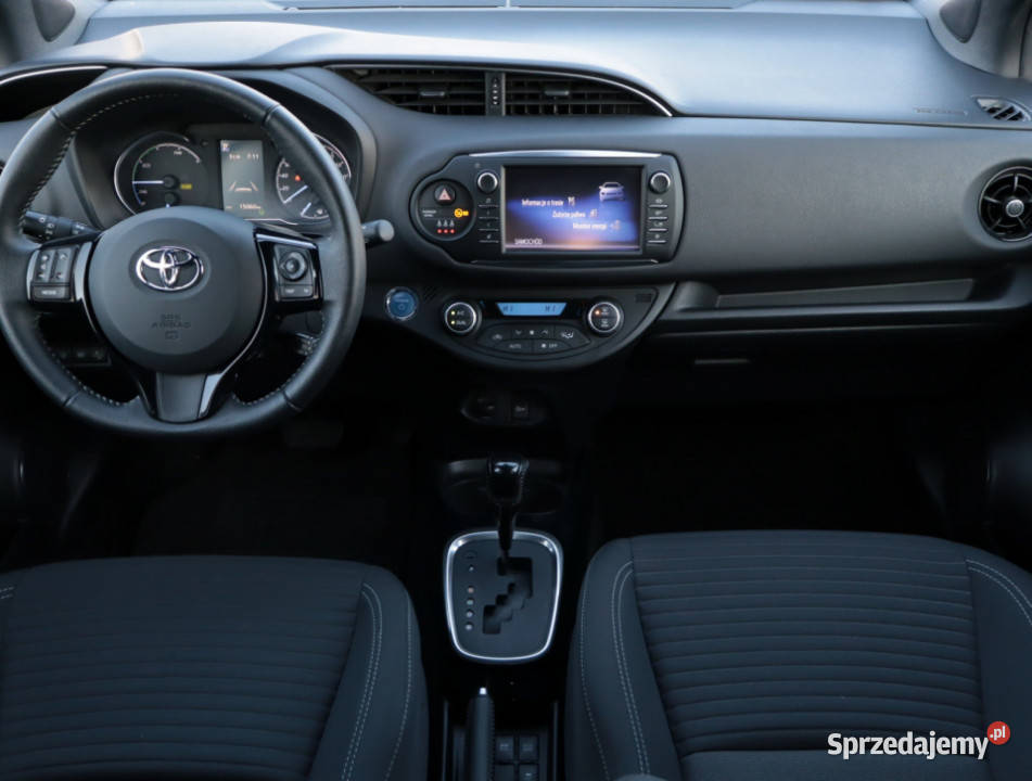 Toyota Yaris 15 Hybrid Lublin