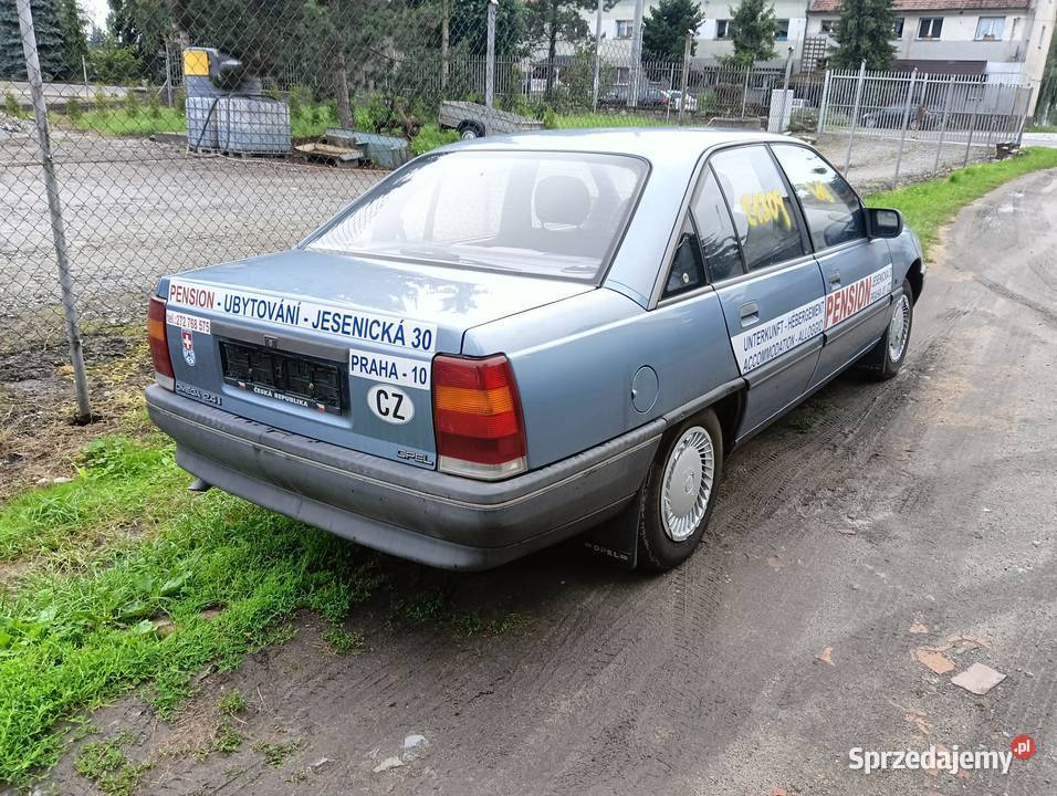 Opel omega A c20ne c24ne części mastka drzwi Wiązów