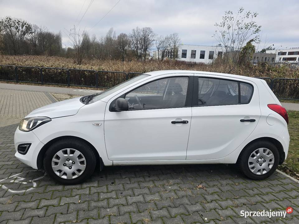 Hyundai i20 rej 102014 11 CRDI klimatyzacja welurowa tapicerka Marki