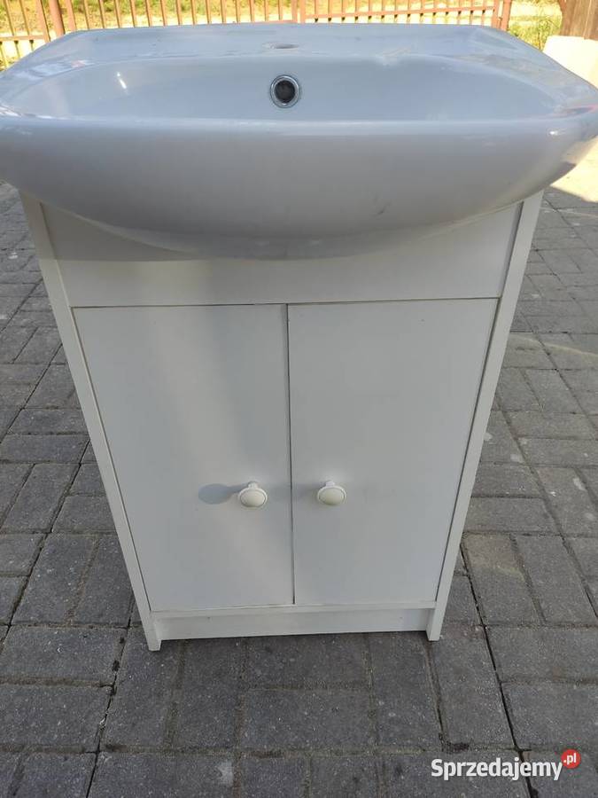 Wyposażenie łazienki sanitariaty szafki Liniewo