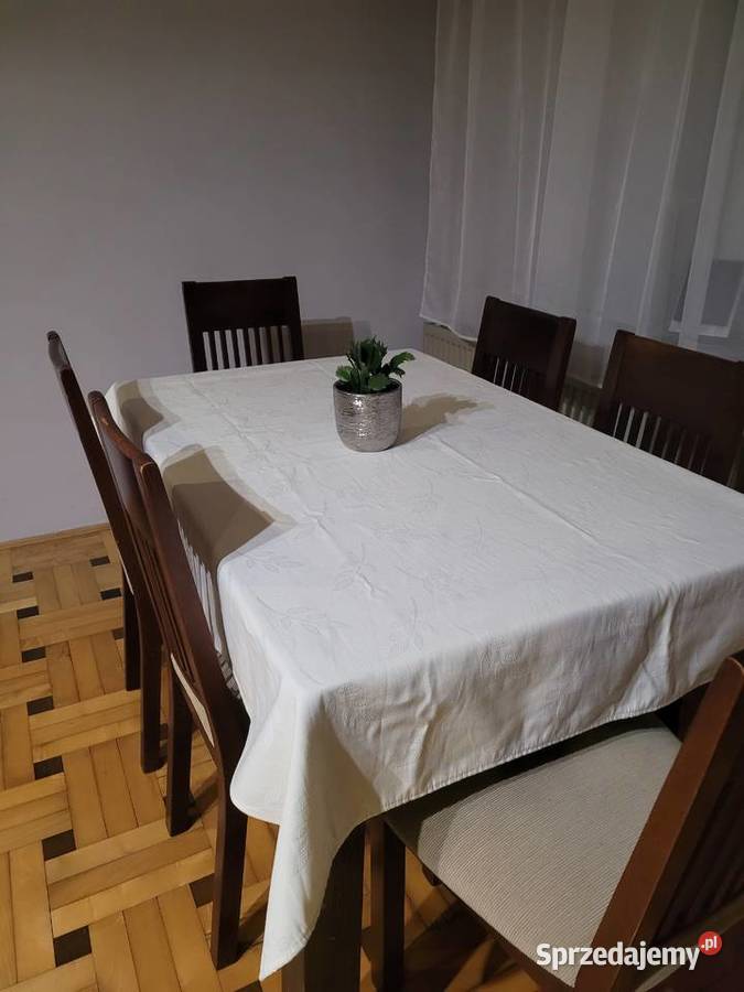 Stół drewniany I 6 krzeseł Krasne