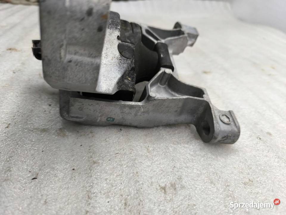 ŁAPA PODUSZKA SILNIKA MAZDA 3 III sprzedam