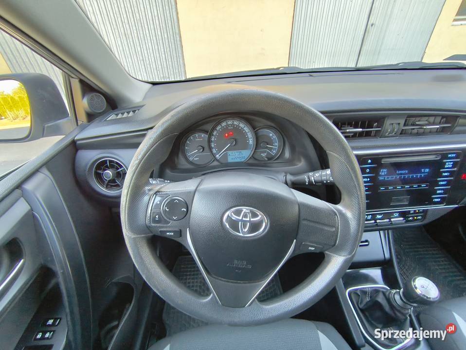 Toyota Auris 2015r 14 diesel super stan manualna Auris Chełm sprzedam
