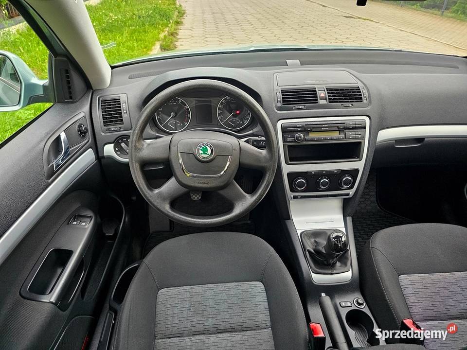 Skoda Octavia II LIFT 16 MPI 102 2009 r Zarej Ostrów Wielkopolski