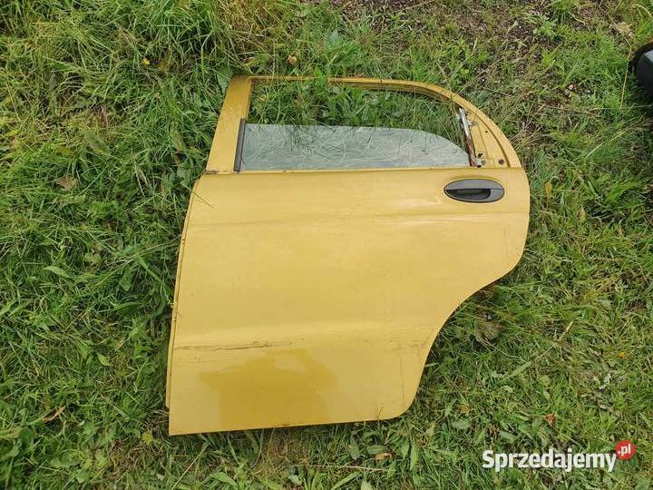 Drzwi lewe tylne lewy tył złote daewoo matiz bez Rok produkcji 2000 małopolskie Kraków sprzedam