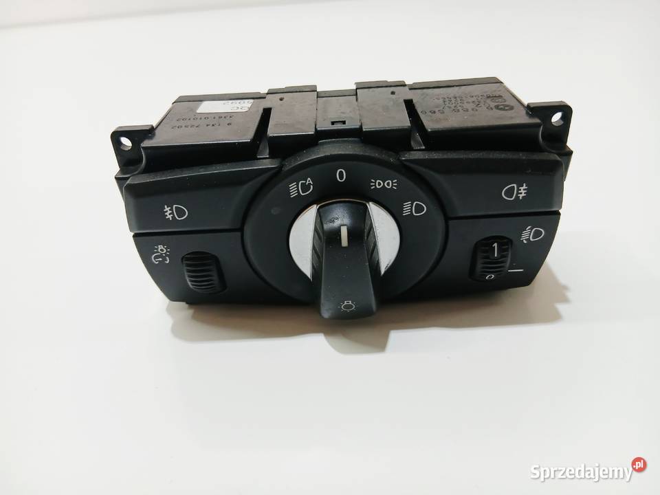WŁĄCZNIK PRZEŁĄCZNIK ŚWIATEŁ BMW E60 E61 LIFT Strzyżewice