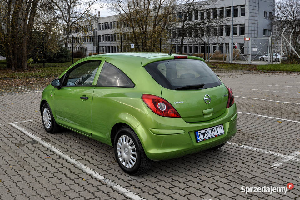 Opel Corsa Bezwypadkowa Lift 2012 r 101 1229cm3 dolnośląskie Wrocław sprzedam