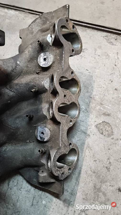 Kolektor ssący Audi 80 B4 gaz Kolektory ssące Krosno sprzedam