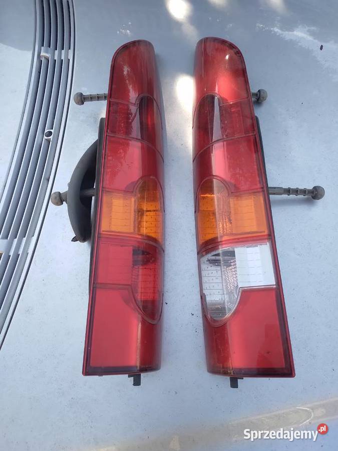 Kangoo I lift lampa tylna lewa prawa sprzedam