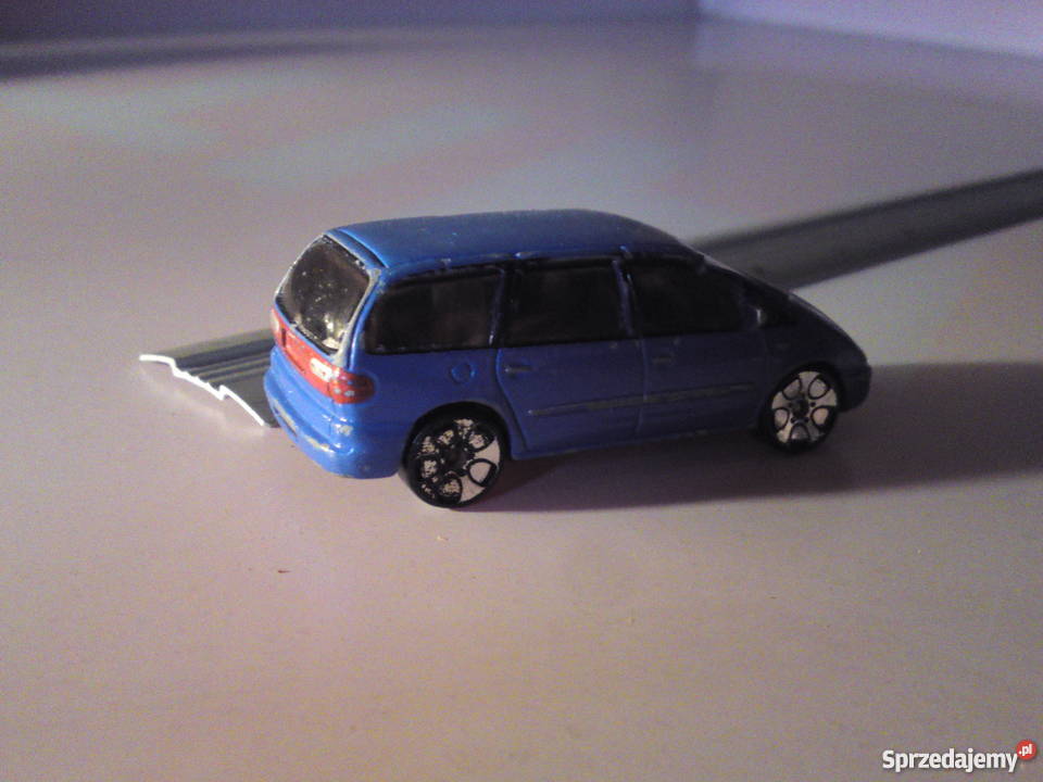 Ford Galaxy Realtoy 124 Stalowa Wola