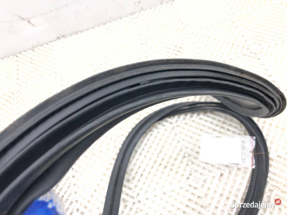 USZCZELKA KLAPY BAGAŻNIKA KIA SPORTAGE IV SUV