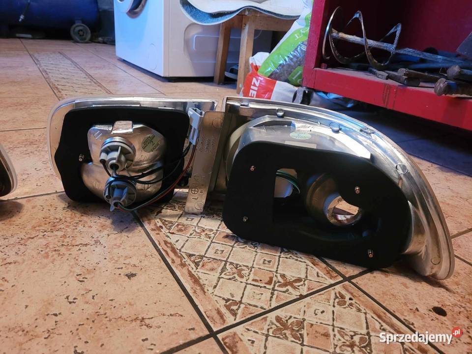 HONDA V SEDAN lampy tylne tuningowe osobowe śląskie Cieszyn