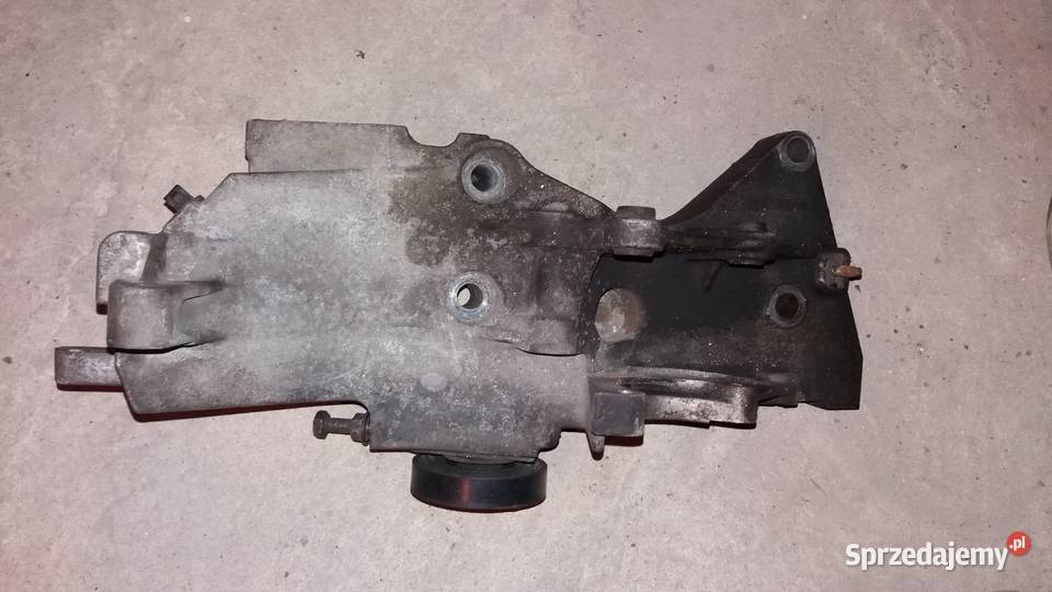 Łapa alternatora pompy wspomagania Renault Clio podkarpackie sprzedam