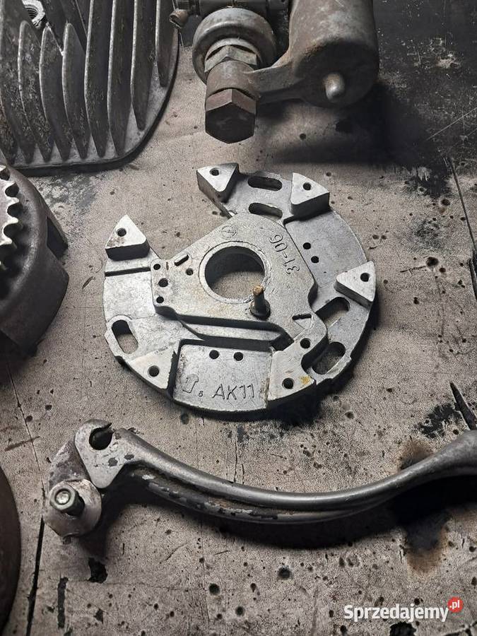 Wsk 125 podstawa iskrownika stator iskrownik nie