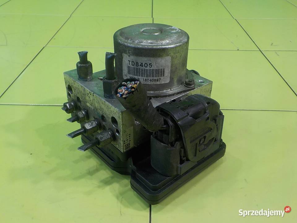 NISSAN JUKE I F15 16 B 11r 5D pompa ABS Suków