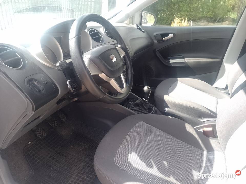 Ibiza IV 16 143000 Zadbany wielofunkcyjna kierownica wielkopolskie Piła sprzedam