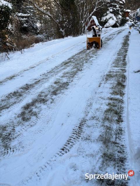 Odśnieżanie odśnieżarką spalinową usługa Chełm