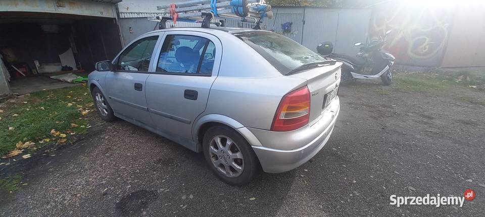 Opel Astra 12 16V srebrna 55KM Wadowice