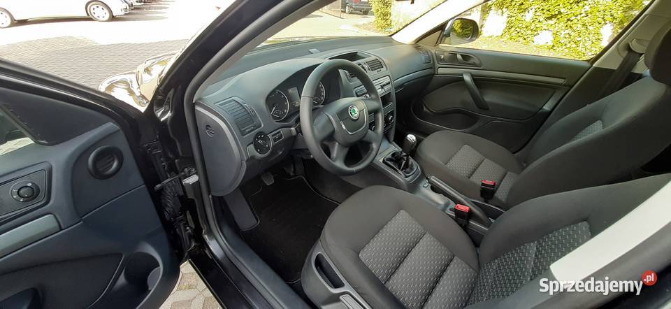 SKODA OCTAVIA II 16 MPi 102 2009r LIFT ZAMIANA