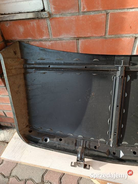 Fiat 126p Maluch fabrycznie nowa maska ze Świecie