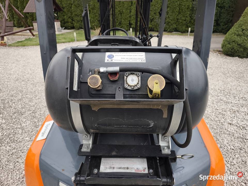 Wózek widłowy Toyota 8 25 t Rzeczniów