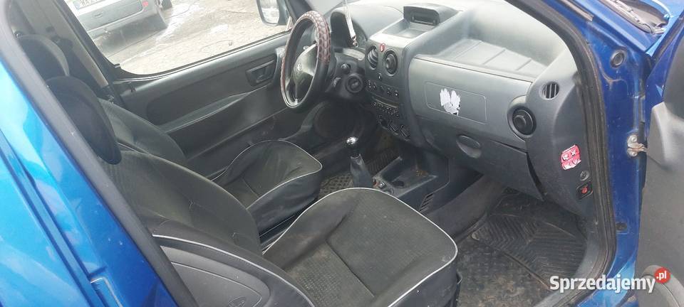 Peugeot partner 14 benzyna LPG Gaz Klima HAK Rok produkcji 2003 wielkopolskie